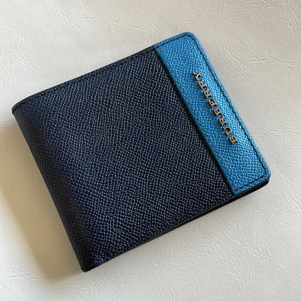 Burberry wallet. Shades of blue. Gently used